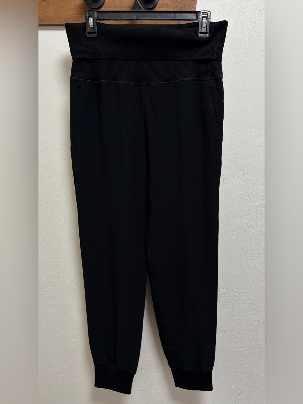 Theory Kensington Rib Jogger Pant - Black